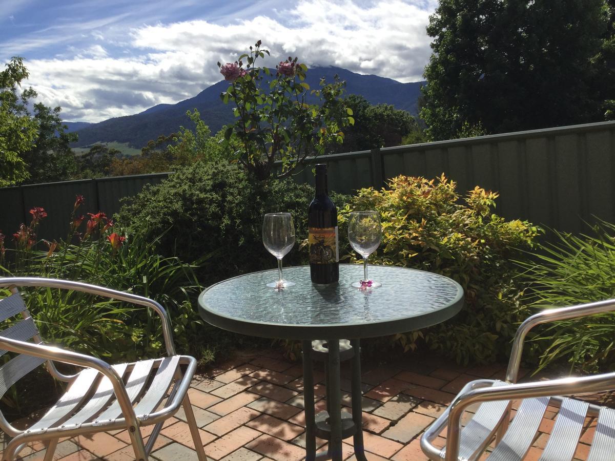 Bogong Moth Motel Mount Beauty Bagian luar foto