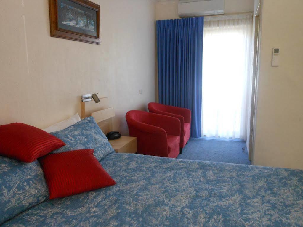 Bogong Moth Motel Mount Beauty Bagian luar foto
